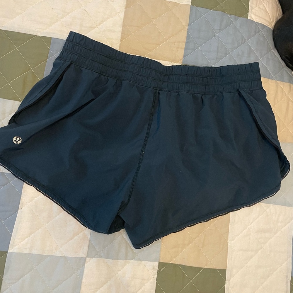 COPY - Lulu lemon shorts in teal